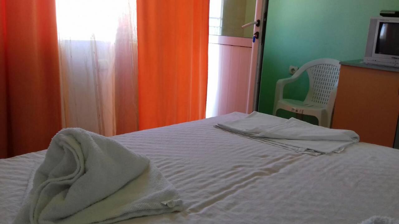 מלון לוזנטס Complex Exotica מראה חיצוני תמונה
