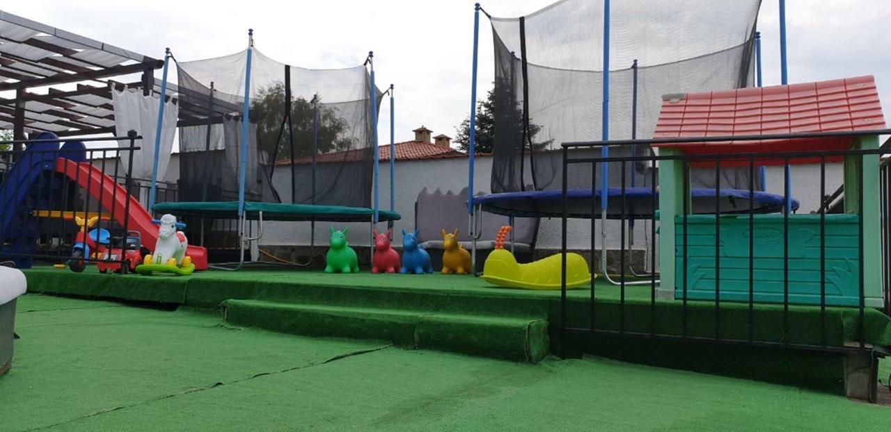 מלון לוזנטס Complex Exotica מראה חיצוני תמונה